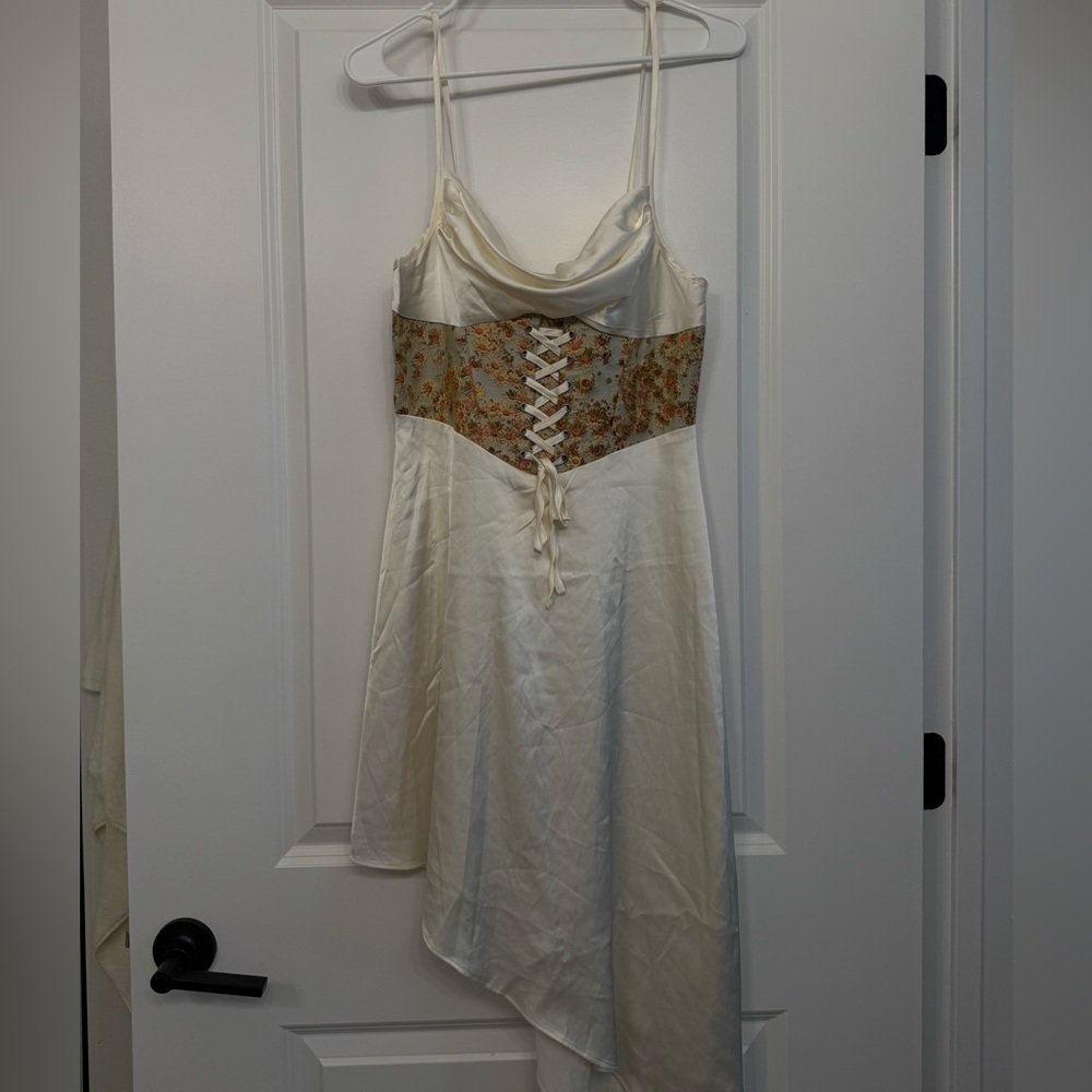 SHEIN Cream and Brown Backless Lace-Up Dress